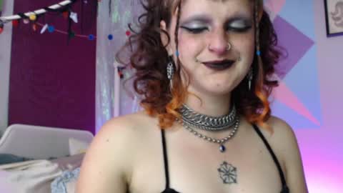 Snapshot of friskyflowers chatting on October 8, 2:16 am cherry online show from October 8, 2:16 am