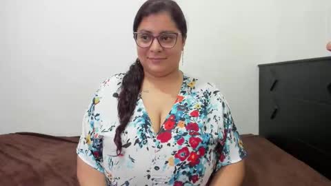 Lucy online show from November 8, 8:47 pm