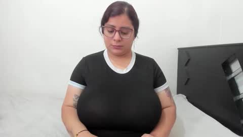 Lucy online show from October 28, 7:41 pm