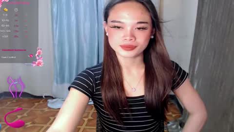 HI IM RONA DONT FORGET GIVE ME THUMBS UP AND JOIN TO MY FANCLUB online show from October 4, 4:22 pm