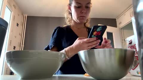 La online show from September 21, 10:25 am