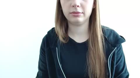 Emma online show from March 27, 9:10 am