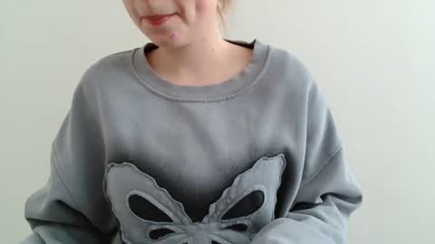 Emma online show from April 27, 9:06 am