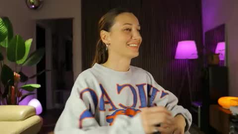 G online show from September 16, 5:43 pm