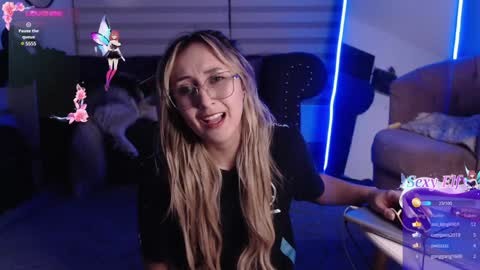 Snapshot of gabb_rioss chatting on January 25, 5:51 am Gabriela online show from January 25, 5:51 am