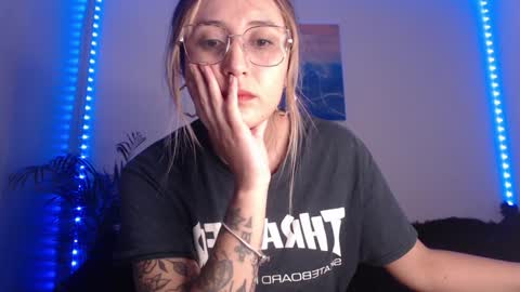 Snapshot of gabb_rioss chatting on January 17, 2:29 am Gabriela online show from January 17, 2:29 am