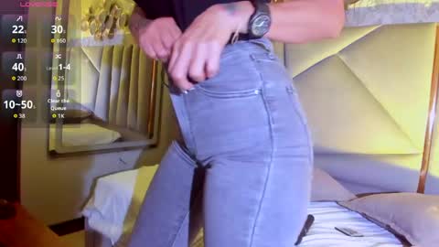 Gaby Santos online show from April 23, 12:12 pm