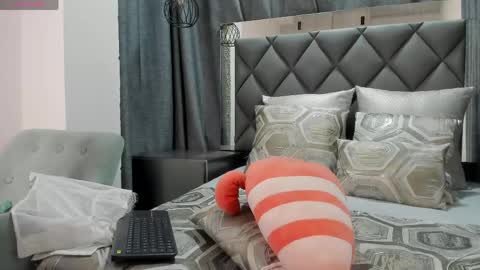   Instagram soygabi g   online show from April 25, 3:31 am