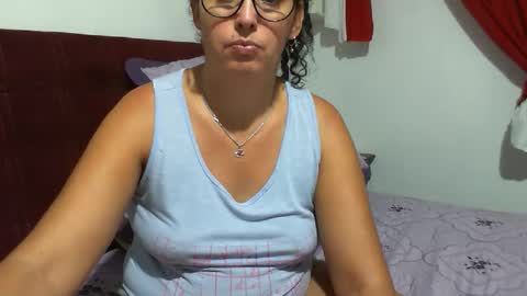 gaby  layla online show from April 25, 7:33 pm