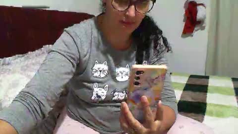 gaby  layla online show from September 15, 12:30 am