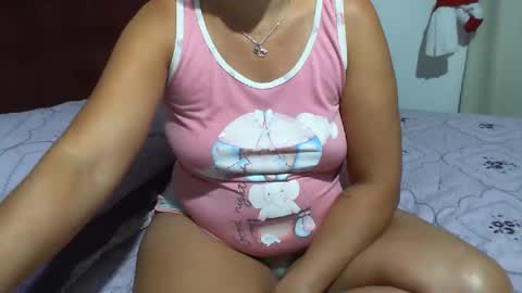 gaby  layla online show from April 19, 8:22 pm