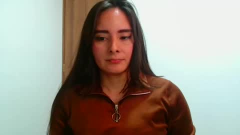 Snapshot of gabriela_miller_2 chatting on October 10, 5:18 pm Gabriela Miller online show from October 10, 5:18 pm