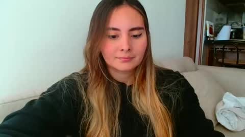 Snapshot of gabriela_miller_2 chatting on October 17, 6:33 pm Gabriela Miller online show from October 17, 6:33 pm