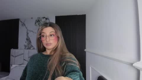 Gabriela Kassi online show from April 23, 11:39 am