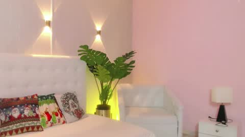 Gabriella online show from November 29, 10:36 pm