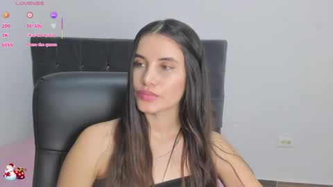 Gabriela online show from December 4, 11:49 pm