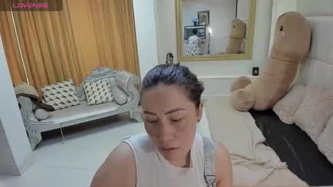 gabriela online show from April 21, 4:25 pm