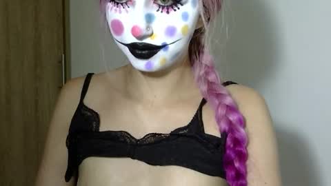 gabygumms online show from December 4, 7:25 pm