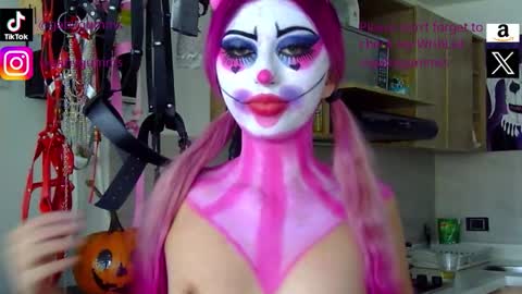 gabygumms online show from October 12, 1:57 pm