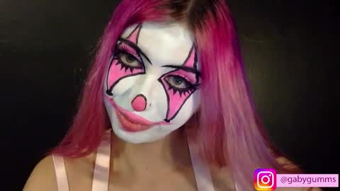 gabygumms online show from November 6, 6:14 pm