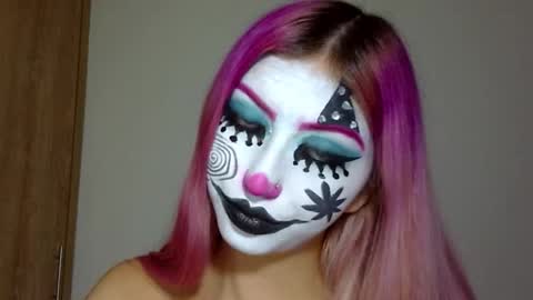 gabygumms online show from November 19, 10:10 pm