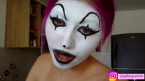 gabygumms online show from October 28, 2:23 pm