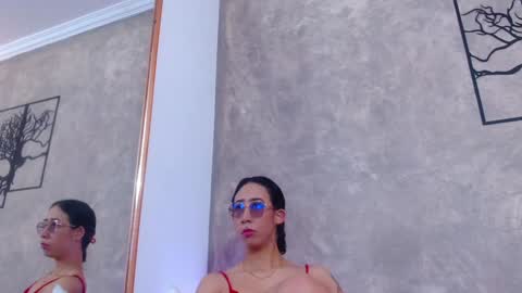 Snapshot of gabypetit chatting on December 31, 1:41 pm Gaby online show from December 31, 1:41 pm