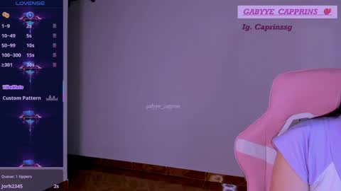 gabyye capprins online show from April 26, 1:25 am