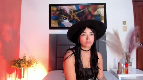 GahiaBelucci online show from April 24, 6:44 pm