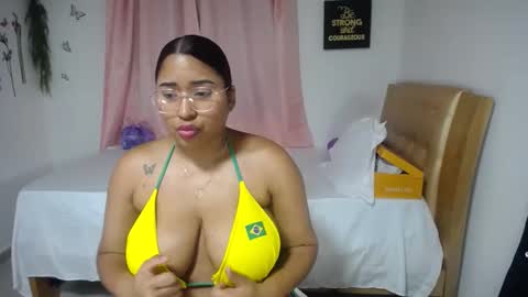 Snapshot of galdot_sex chatting on March 2, 2:08 am Galdo online show from March 2, 2:08 am