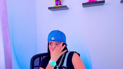 Snapshot of gangster_girl chatting on January 12, 5:54 pm GANG online show from January 12, 5:54 pm