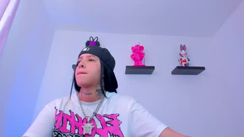 Snapshot of gangster_girl chatting on January 29, 2:53 pm GANG online show from January 29, 2:53 pm