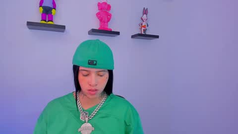 Snapshot of gangster_girl chatting on February 6, 3:20 pm GANG online show from February 6, 3:20 pm