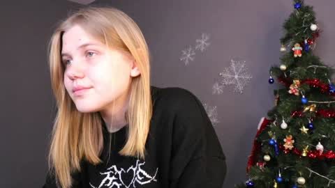 Devona online show from January 12, 3:03 pm