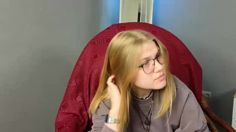 Devona online show from February 22, 3:53 pm