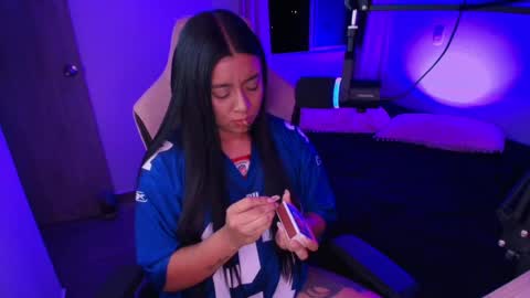 geminis11 online show from April 29, 1:09 am