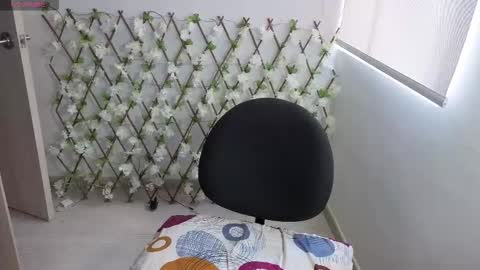 genet_ online show from October 21, 7:29 pm