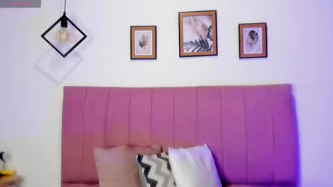 Sofia online show from November 11, 3:02 am