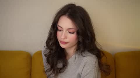 georgiamorandi online show from November 26, 9:10 am