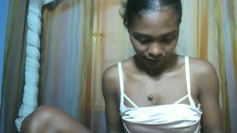 Snapshot of gggloria chatting on October 13, 7:05 pm gggloria online show from October 13, 7:05 pm