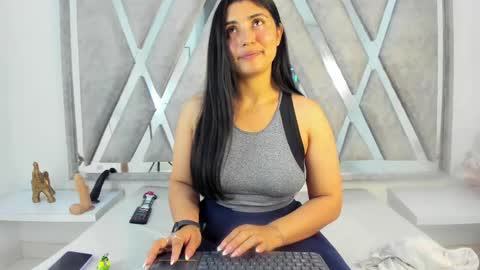 Snapshot of ghanimastrom chatting on February 18, 11:52 pm Danna Astrom online show from February 18, 11:52 pm