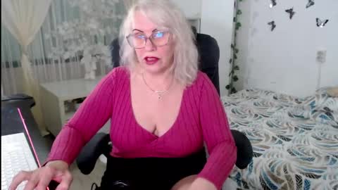 Ghertrudequeen online show from April 25, 5:10 am