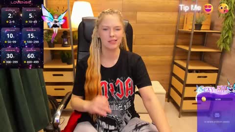 Snapshot of ghostly_temptation chatting on January 21, 7:28 pm Sweety online show from January 21, 7:28 pm