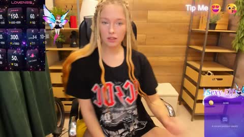 Snapshot of ghostly_temptation chatting on January 26, 8:56 pm Sweety online show from January 26, 8:56 pm