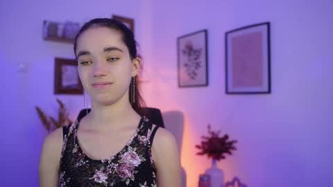 Gia Paige18 online show from November 13, 2:27 pm