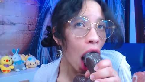 giaa rossi online show from April 28, 2:27 am