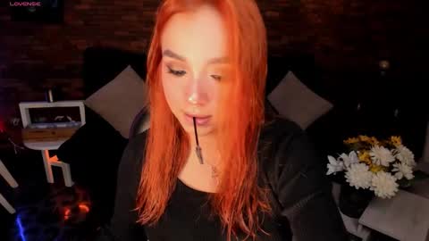 Gia  online show from October 26, 12:28 am