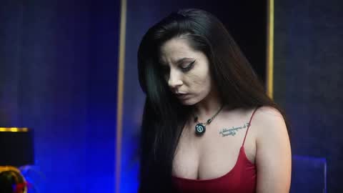  Gia  online show from April 24, 11:18 pm