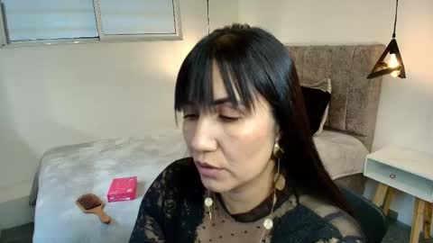 G I A  FOX online show from March 27, 9:04 pm