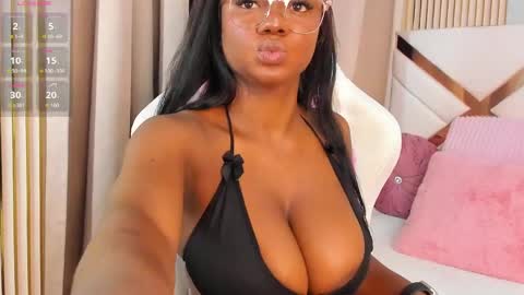 Gianina online show from April 20, 2:20 pm